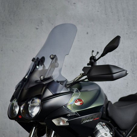   Pare-brise de moto pour un MOTO GUZZI STELVIO 1200 NTX   
  2011 / 2012 / 2013 / 2014 / 2015 / 2016   