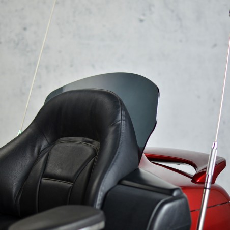   Motorcykel bak vindskydd / vindruta  
  HONDA GL 1800 GOLD WING  
   2001 / 2002 / 2003 / 2004 / 2005 / 2006 / 2007 / 2008 / 2009 /    
    2010 / 2011 / 2012 / 2013 / 2014 / 2015 / 2016 / 2017    