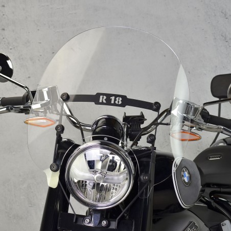   Motorcycle windshield for a BMW R 18   
  2020 / 2021 / 2022 / 2023 / 2024   
   The set includes a dedicated mounting kit!   