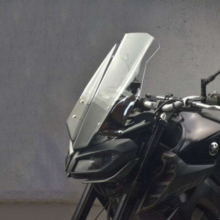   Alto parabrezza / cupolino per motocicletta.  
  YAMAHA MT-09   
  2017 / 2018 / 2019 / 2020  